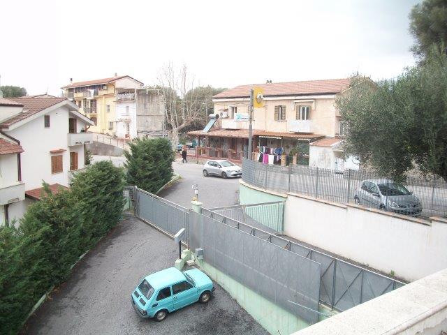 Immagine 13 di SAPRI - Immobile a destinazione commerciale