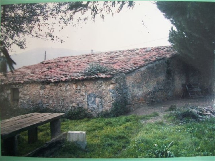 Immagine 28 di MARINA DI CAMEROTA - Rudere